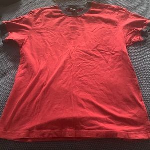 Old navy tee
